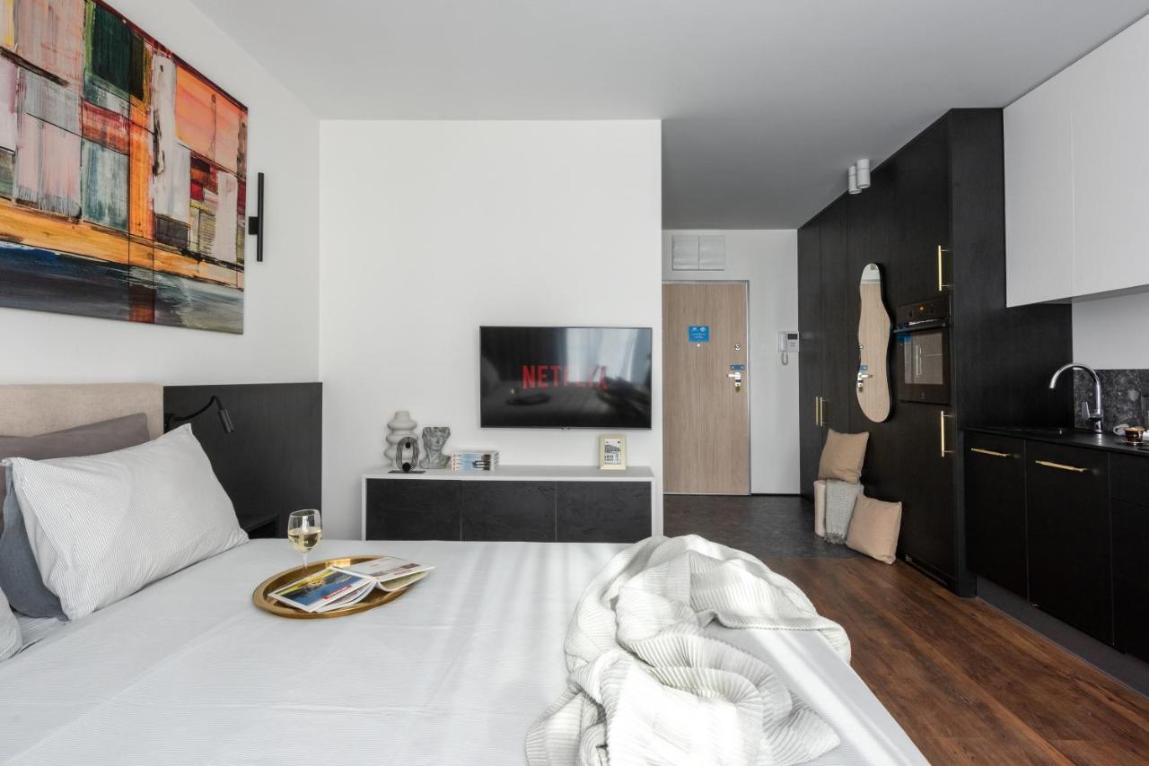 Apartamenty-Wroc Ksiecia Witolda By The River Wrocław Exterior foto